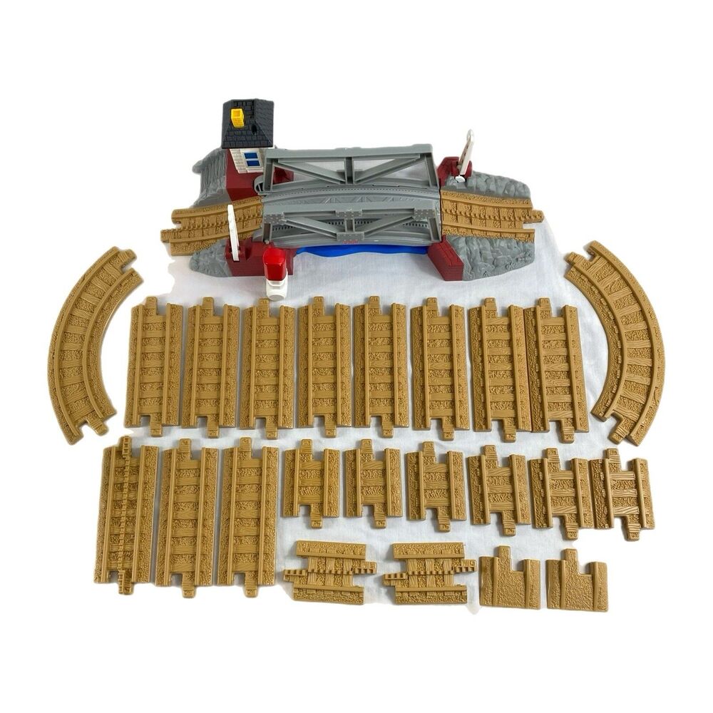 Fisher Price GeoTrax Bayshore Drawbridge And Train Track 2004 Mattel